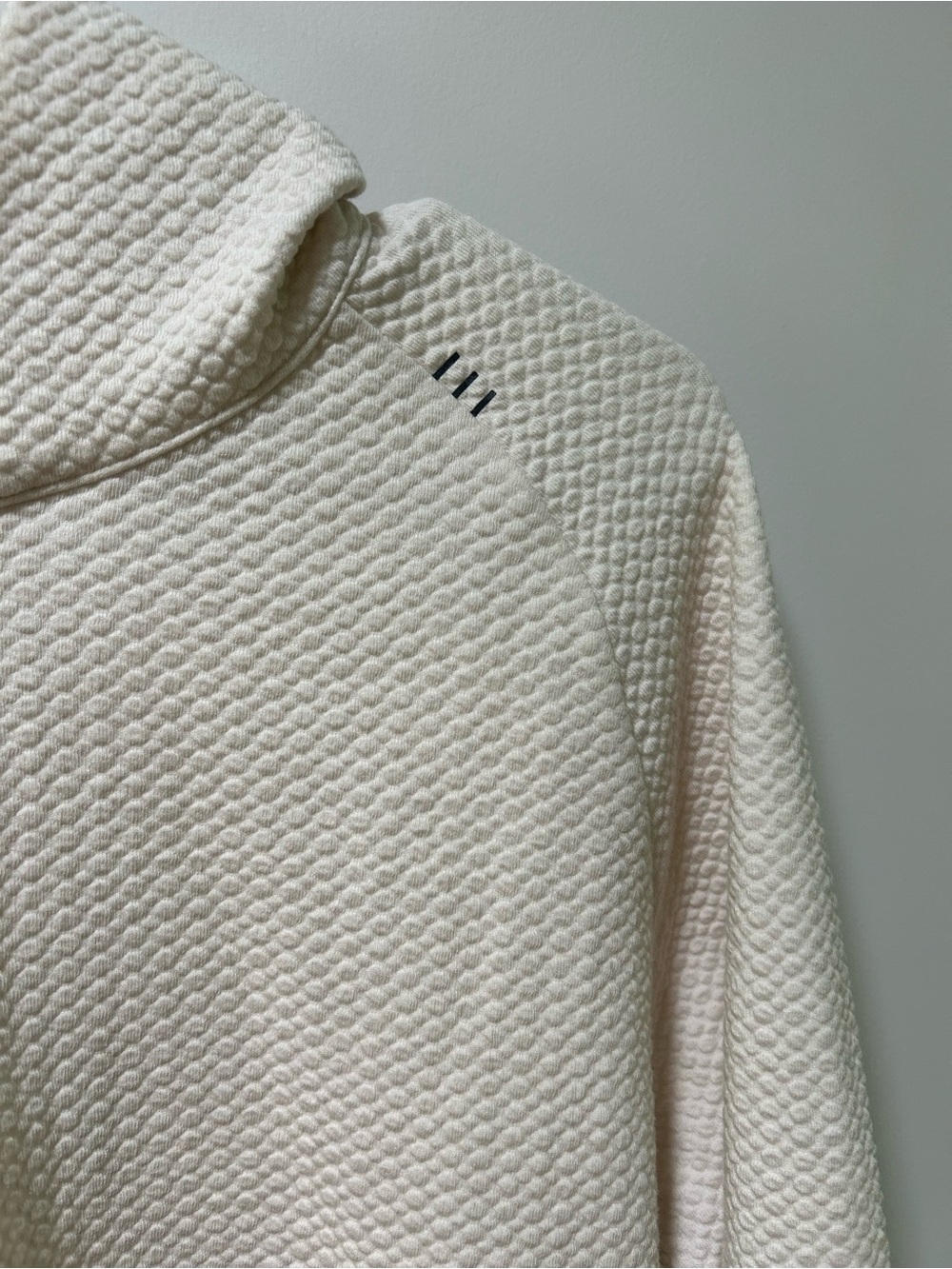 Lululemon At Ease Hoodie in Cream Size Large - Picture 2 of 5